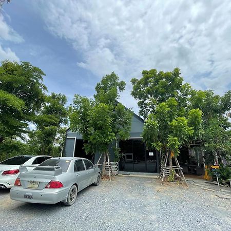 I Am Cottage เฮือนแก้วมณี Nakhon Pathom Eksteriør bilde